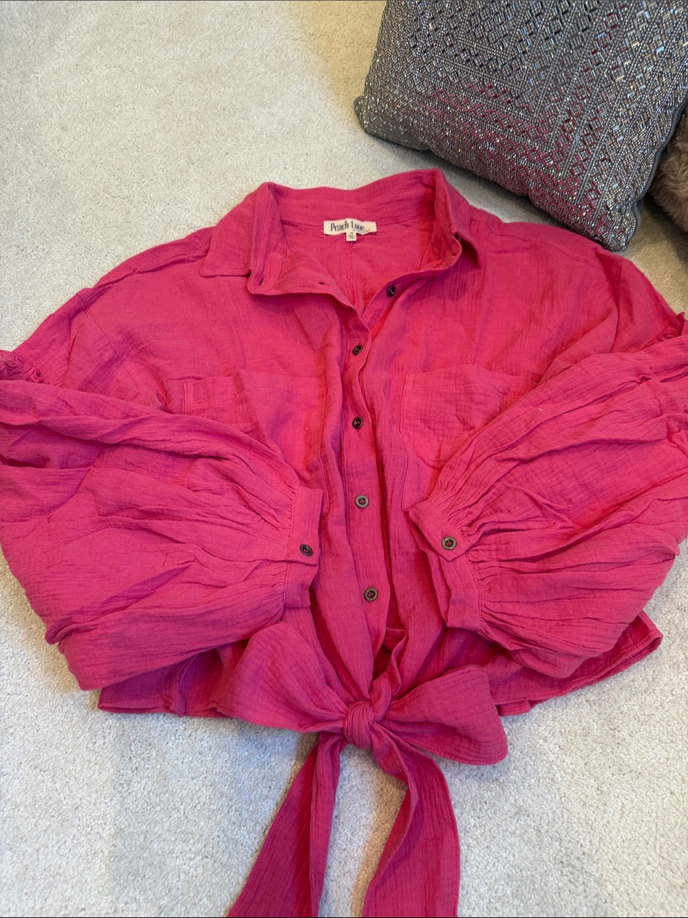 🌺Peach Love California 💯% Cotton Gauze Fuchsia Button-Front Tie Balloon Sleeve 🌺